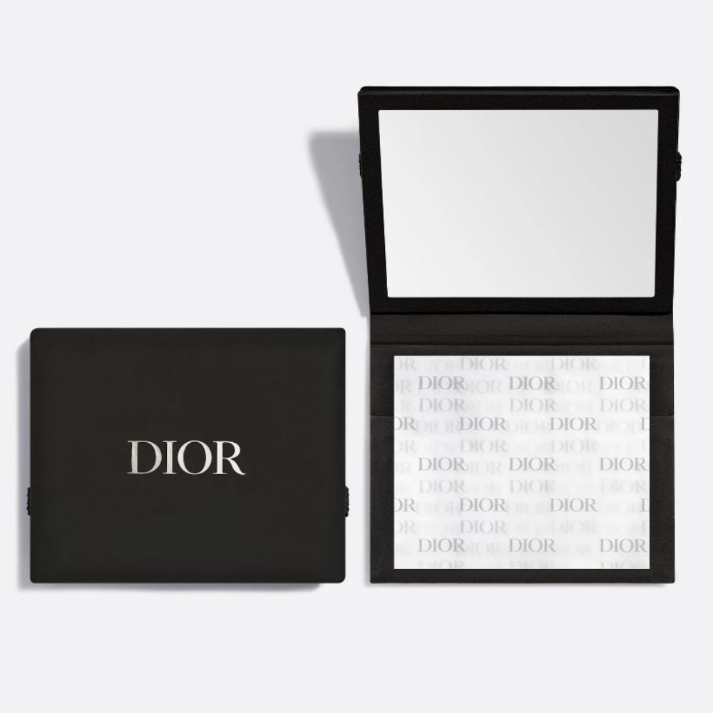 รีวิว กระดาษซับหน้ามัน Dior เริ่ดจริงไหม? ซับหน้าแล้วเครื่องสำอางไม่หลุดจริงเปล่า?
